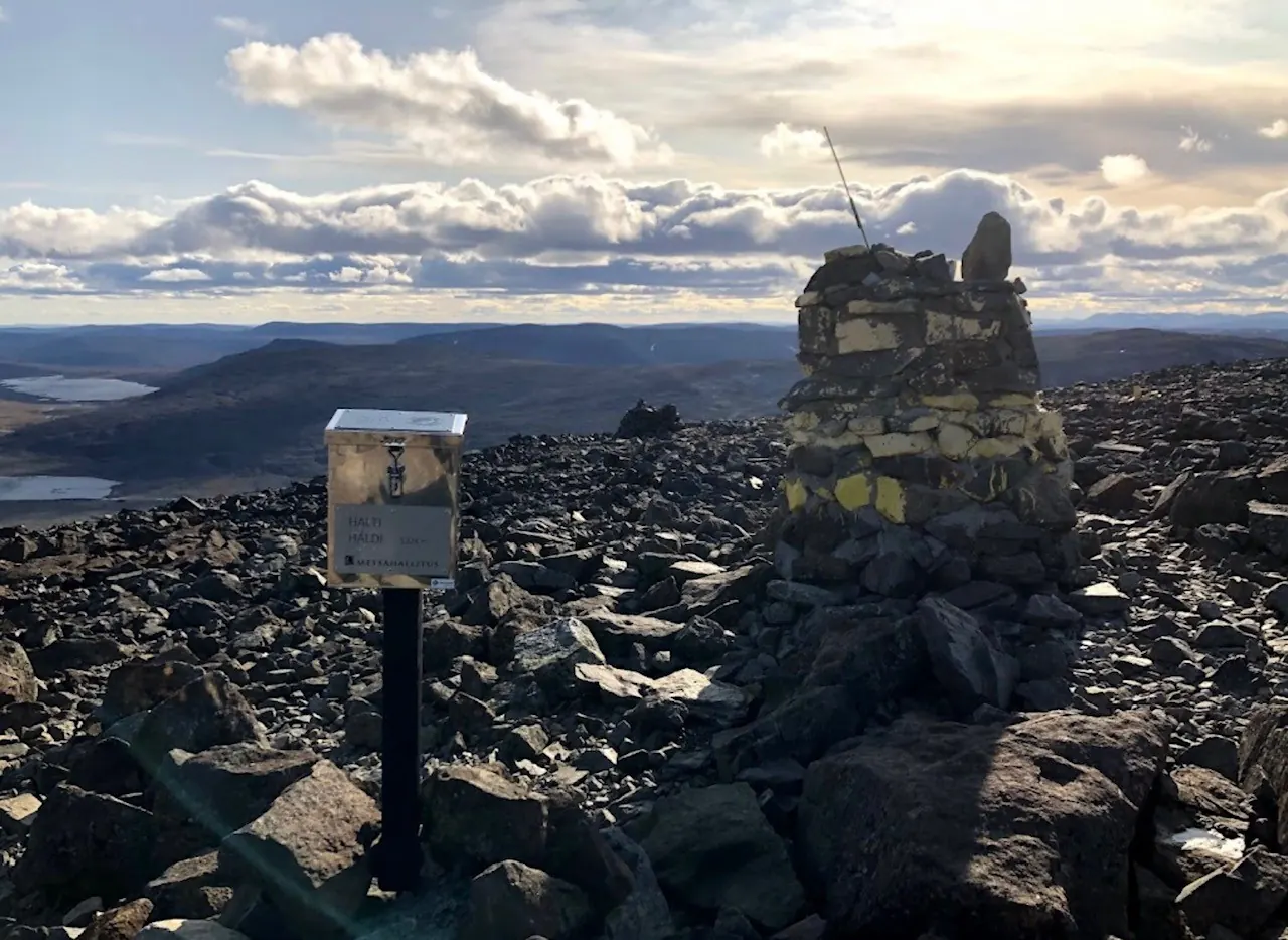 Varde på fjellet mot Halti